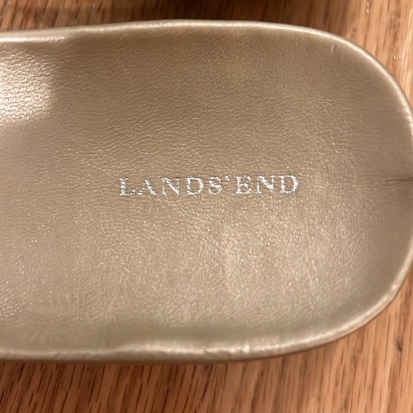 Land’s End Gold Sandals - Picture 7 of 8